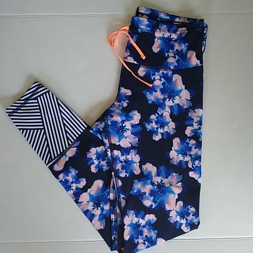 Old Navy active blue patterned leggings M EUC